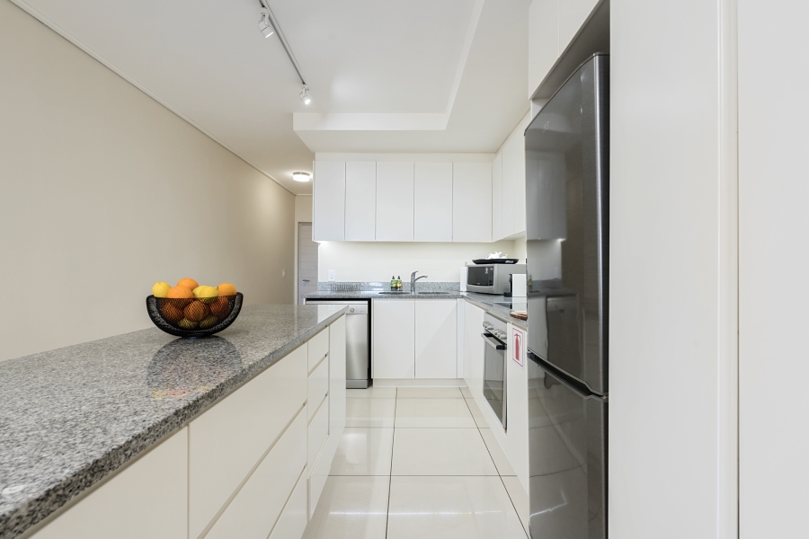 2 Bedroom Property for Sale in Green Point Western Cape
